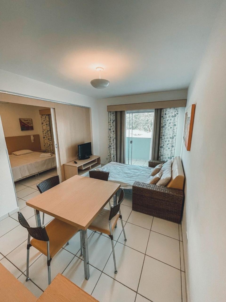 Apartamento Pontal Do Lago Caldas Novas Exterior photo